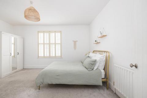 10 Algiers Street, Bristol, BS3 4LP