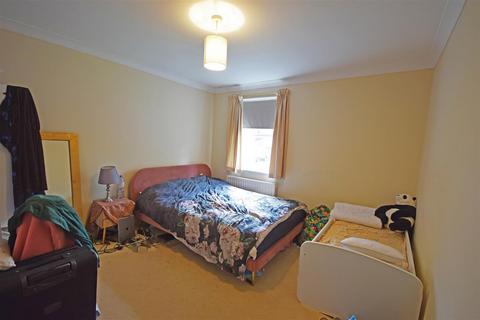 1 bedroom apartment to rent, Amyand Park Road, Twickenham
