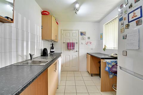 3 bedroom apartment for sale, The Spinney, Hertford SG13