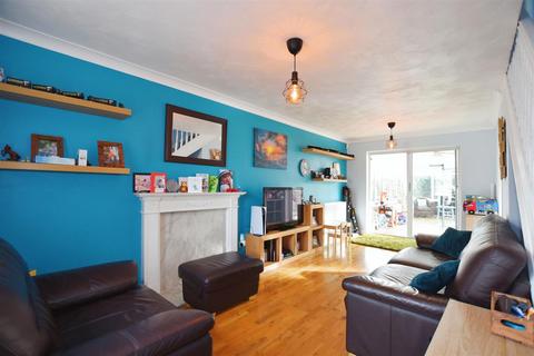 3 bedroom semi-detached house for sale, Perth Road, Stamford