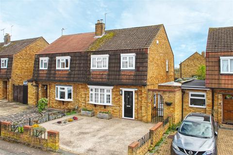 3 bedroom semi-detached house for sale, Cozens Road, Ware