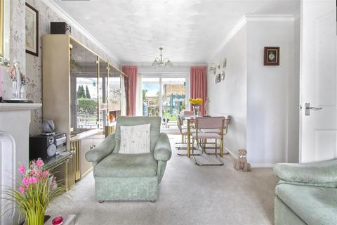 3 bedroom semi-detached house for sale, Cozens Road, Ware