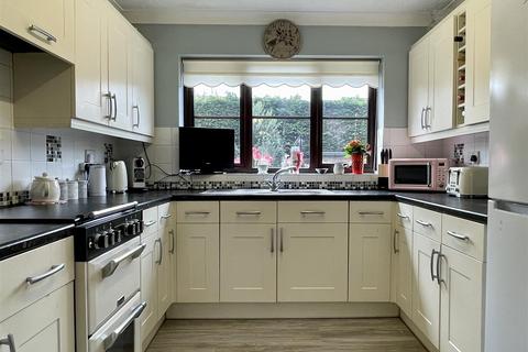 3 Akethorpe Way, Lowestoft, NR32 4TR