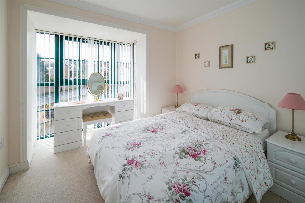 Bedroom 2.jpeg
