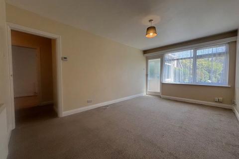 2 bedroom flat to rent, Caisters Close, Hove, BN3 6GQ