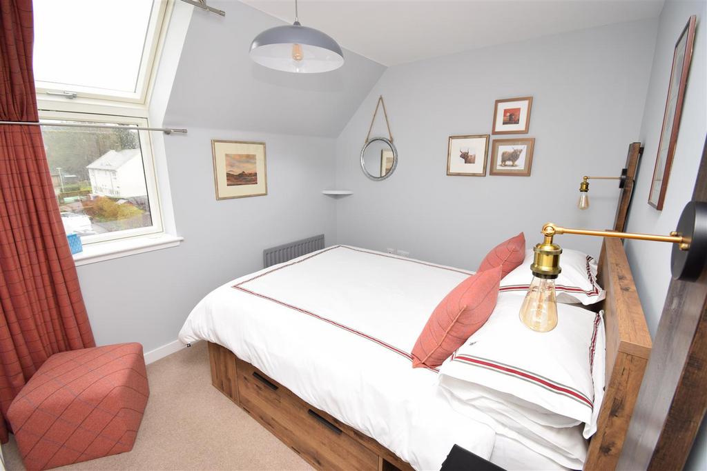 Bedroom two.jpg