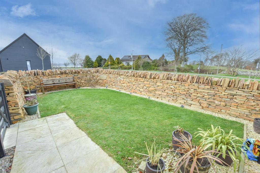 GARDEN.jpg