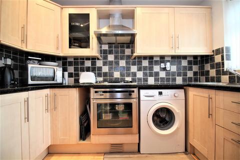 2 bedroom house to rent, Partridge Road, Thurmaston, Leicester