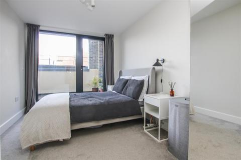 1 bedroom apartment for sale, William Hunter Way, Brentwood