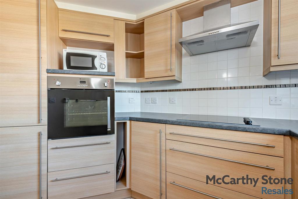 8665718-interior12-800.jpg