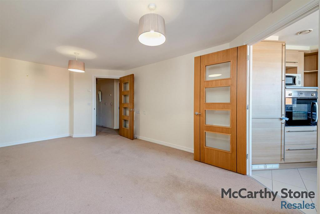 8665718-interior10-800.jpg
