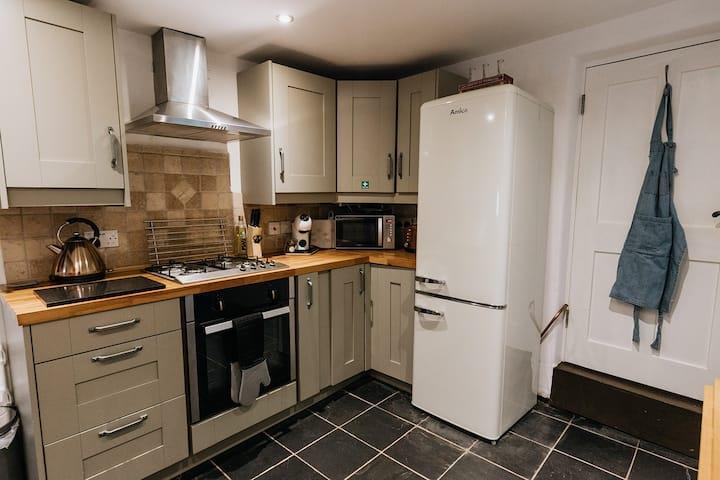 Kitchen iii.jpeg