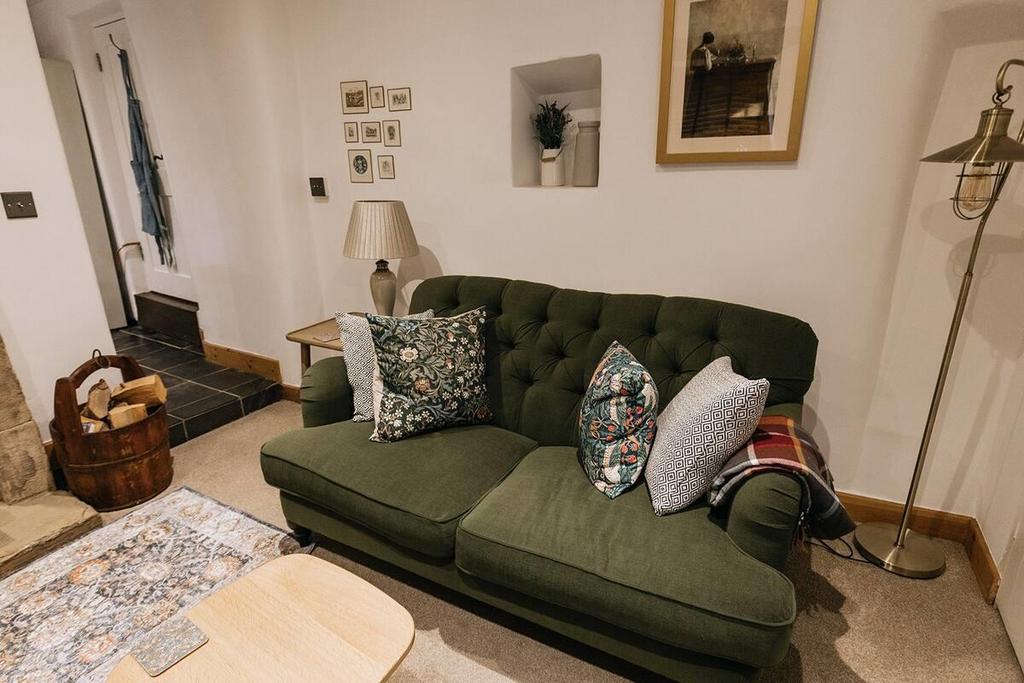 Living room ii.jpeg