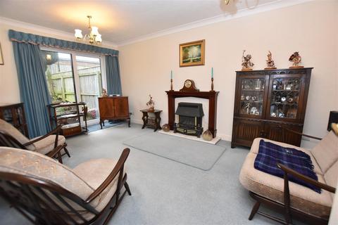 6 Apple Croft, Skidby, Cottingham, HU16 5UG