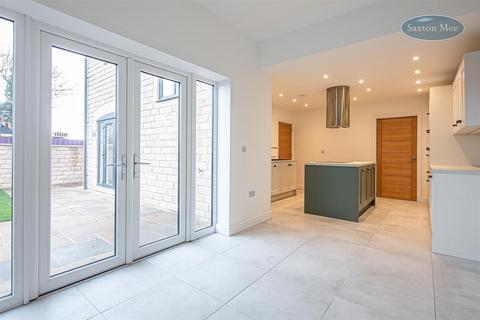 3 bedroom semi-detached house for sale, North Farm Mews, Hard Lane, Harthill, Sheffield