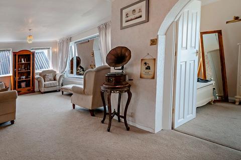 4 bedroom penthouse for sale, Beacon Hill, Herne Bay, CT6