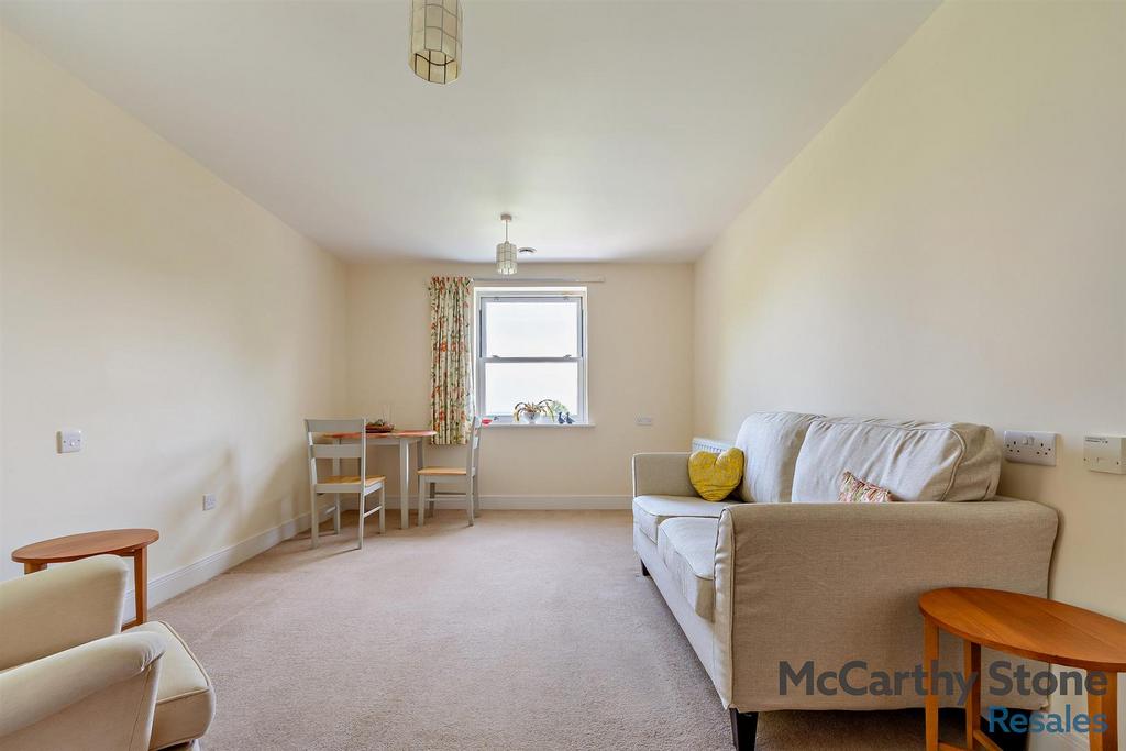 8660279-interior08-800.jpg