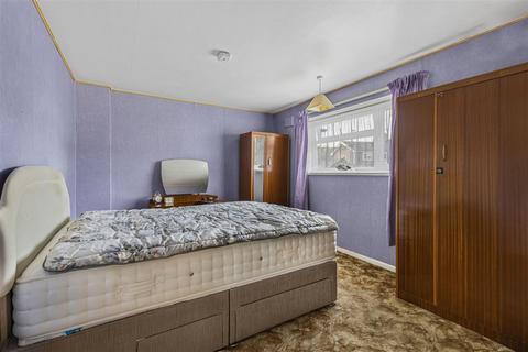 3 bedroom end of terrace house for sale, Shepherds Way, Saffron Walden CB10