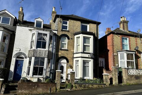 2 bedroom maisonette for sale, Victoria Road, Cowes