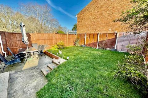 76a Bronte Crescent, Hemel Hempstead, HP2 7PR