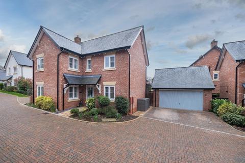 4 bedroom detached house for sale, Bluebell Close, Tarporley