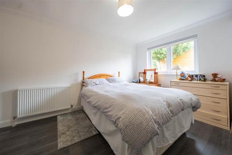 17 Smith Lane, New Alyth, Blairgowrie, PH11 8NH