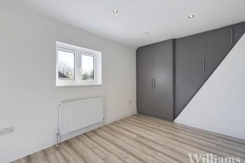 5 bedroom end of terrace house for sale, Lee Road, Aylesbury HP21