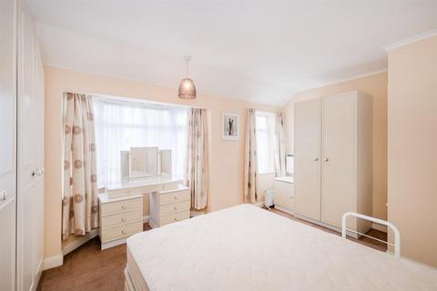 97 York Road, Chingford, London, E4 8LA