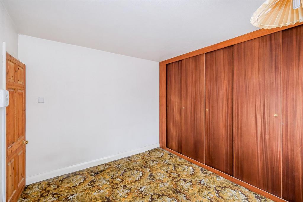 17 Tufton Road-18 resized.jpg
