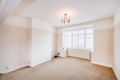 17 Tufton Road, London, E4 8LE