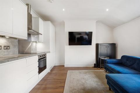 2 bedroom flat for sale, New Wanstead, Wanstead