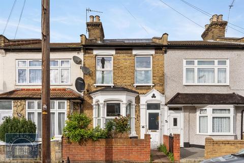 4 bedroom terraced house for sale, Selby Road, Leytonstone