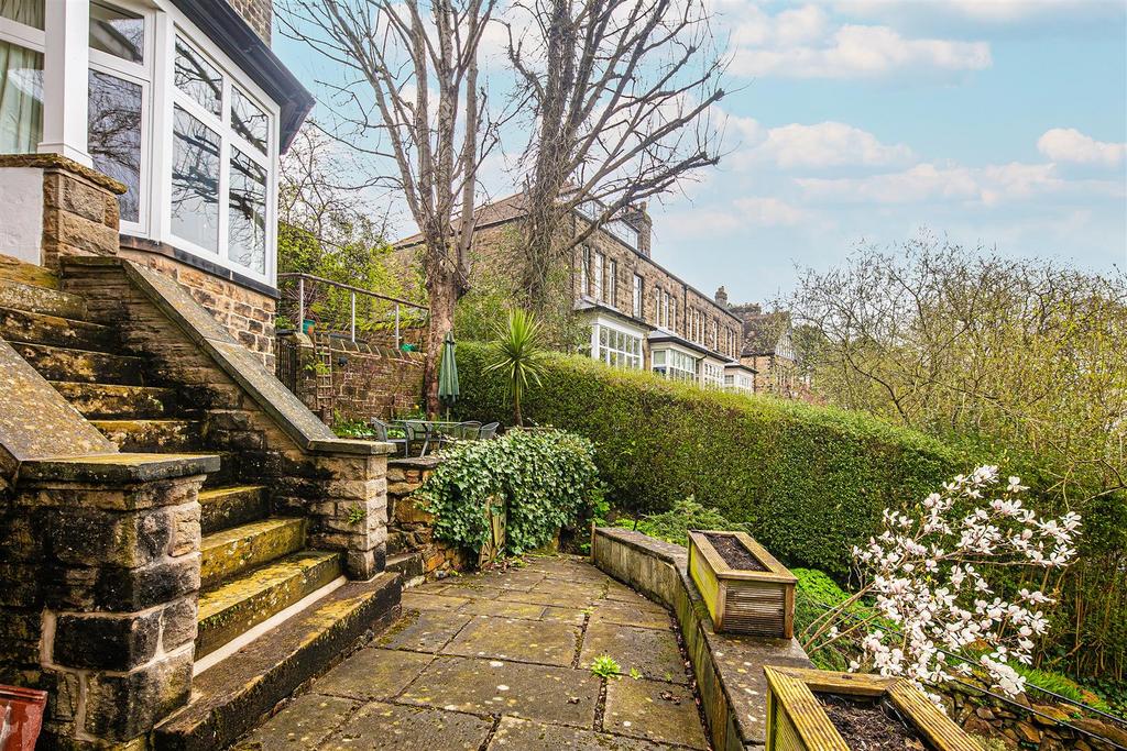 Front terrace