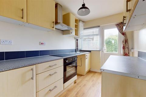 2 bedroom flat for sale, Ridgeway Lane, Whitchurch