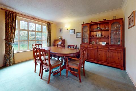 7 Arrowfield Close, Bristol, BS14 0UQ