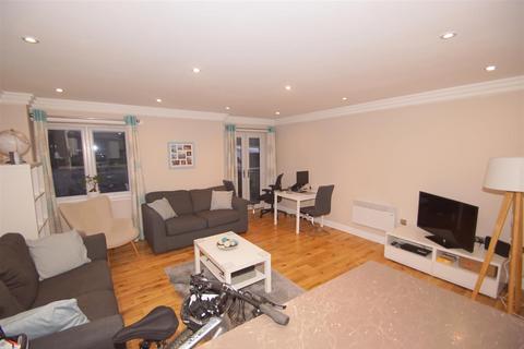 2 bedroom apartment to rent, Sandhill Lane, Leeds