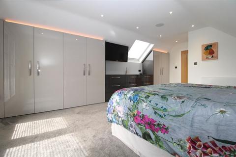 120 Botany Road, Kingsgate, Broadstairs, CT10 3SE