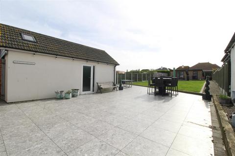 120 Botany Road, Kingsgate, Broadstairs, CT10 3SE