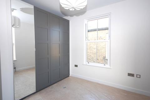 2 bedroom apartment to rent, Coldharbour Lane, Loughborough Junction SE5