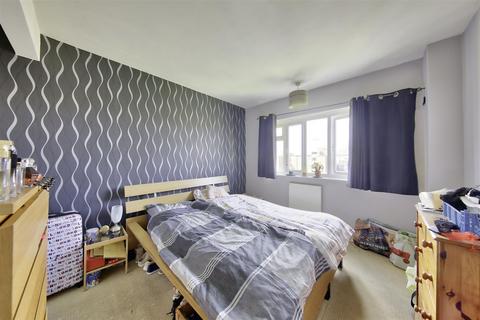 1 bedroom apartment for sale, Thursley House, Brixton Hill SW2