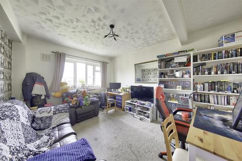 1 bedroom apartment for sale, Thursley House, Brixton Hill SW2