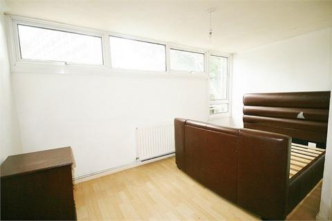 4 bedroom terraced house to rent, St James Crescent, Brixton SW9