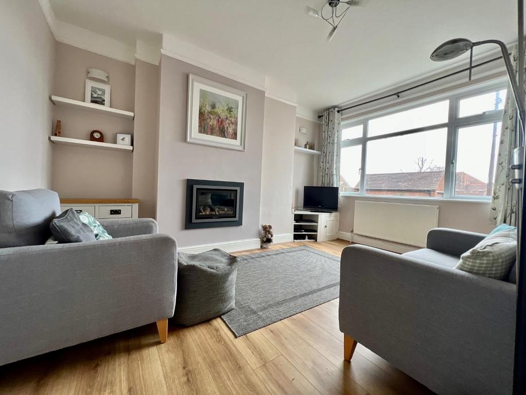 Garden Suburb, Dursley 3 bed terraced house for sale £275,000