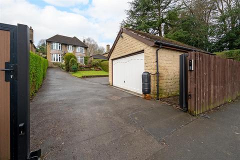 4 bedroom detached house for sale, Chesterfield Road, Dronfield