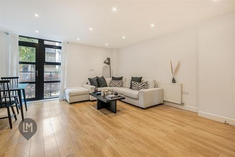 1 bedroom flat for sale, Scott Avenue, London