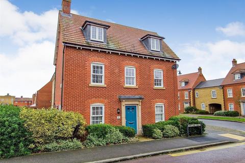 4 bedroom semi-detached house for sale, Wayland Road, Great Denham, Bedford