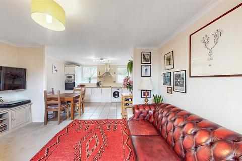2 bedroom apartment for sale, Goldman Close, London E2
