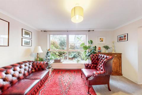 38 Goldman Close, London, E2 6EF
