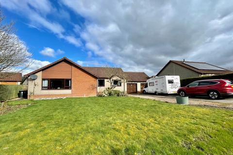 3 bedroom detached bungalow for sale, 6 Thompson Place, Kinross, KY13