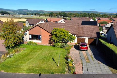 3 bedroom detached bungalow for sale, 6 Thompson Place, Kinross, KY13